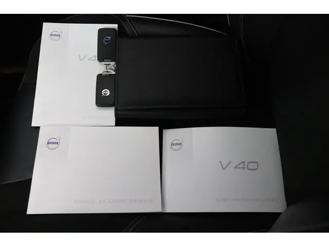 Volvo V40 2.0 D2 R-Design 2016 Diesel 16