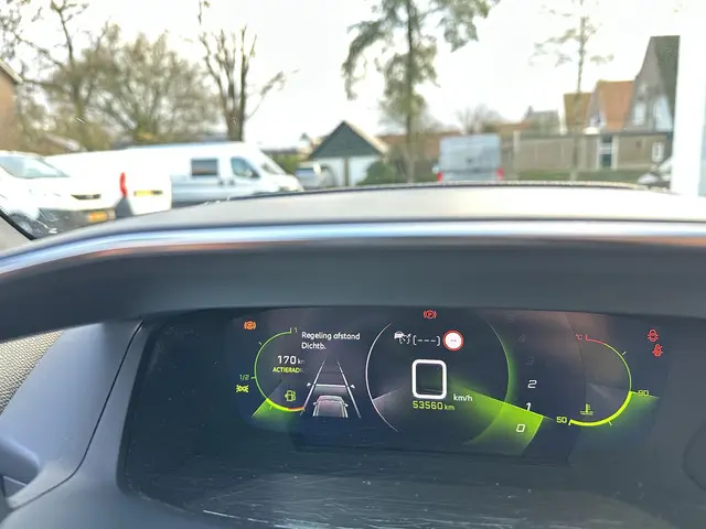 Peugeot 2008 1.2 Turbo 130 PK GT Pack 2021 Benzine 18