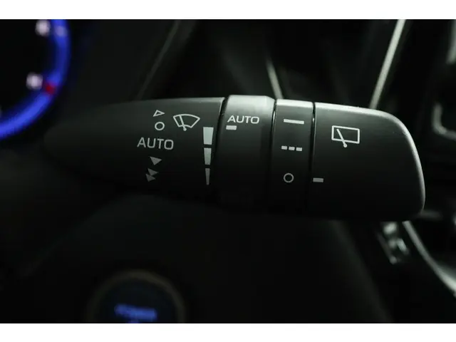 Suzuki Swace 1.8 Hybrid Select 2021 Hybride Benzine 30