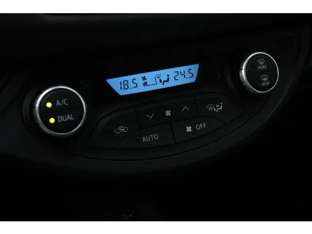 Toyota Yaris 1.5 VVT-i Aspiration 2017 Benzine 22