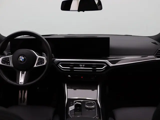 BMW 3 Serie Sedan M340i xDrive 2023 Benzine 6