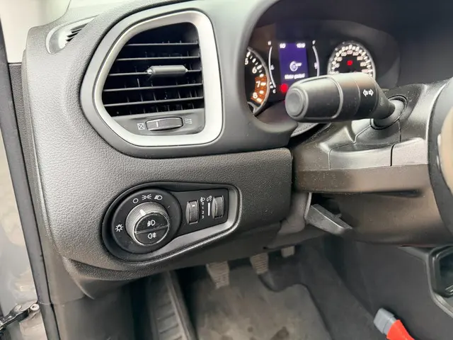 Jeep Renegade 1.0T Longitude 2020 Benzine 23
