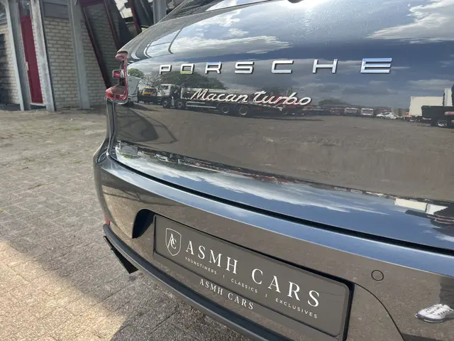 Porsche Macan 3.6 Turbo 2017 Benzine 6