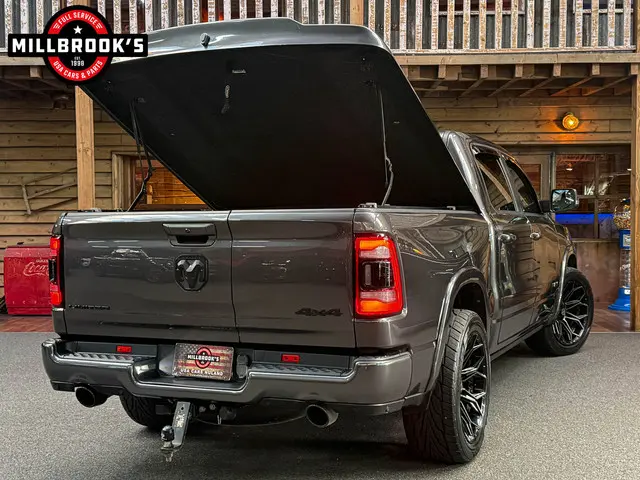 Dodge Ram 1500 5.7 V8 Limited 2023 LPG/Gas 7