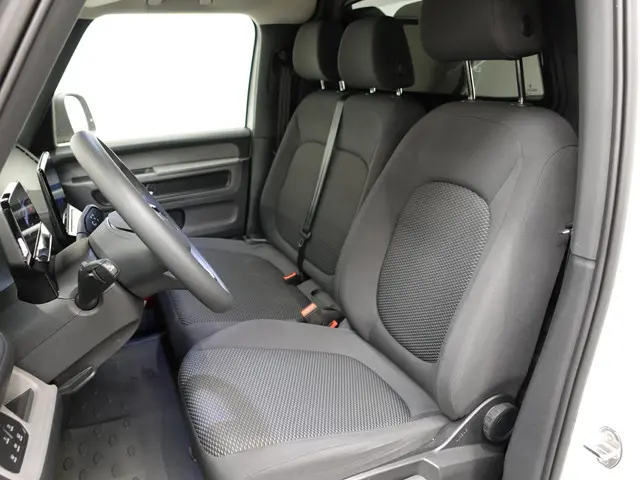 Volkswagen ID. Buzz Cargo 77 kWh 204pk 2022 Elektrisch 3