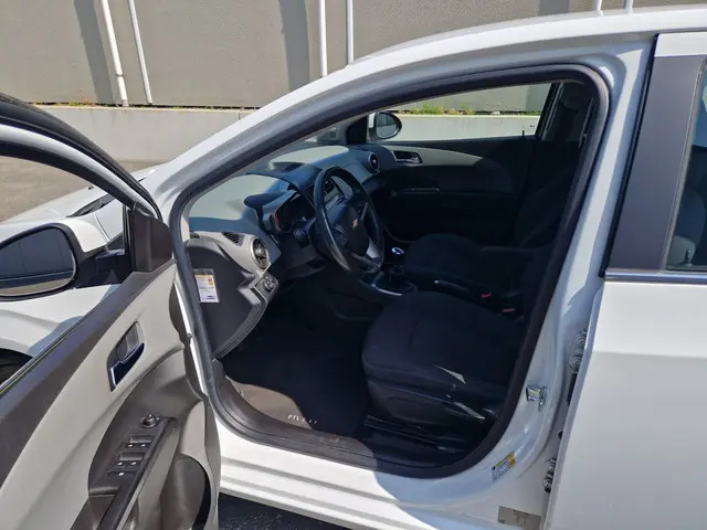 Chevrolet Aveo 1.4 LTZ 2012 Benzine 7