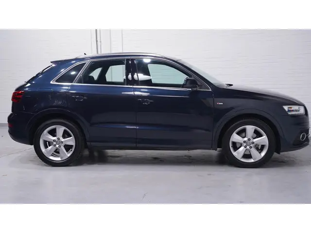 Audi Q3 2.0 TFSI quattro S Edition 2013 Benzine 8