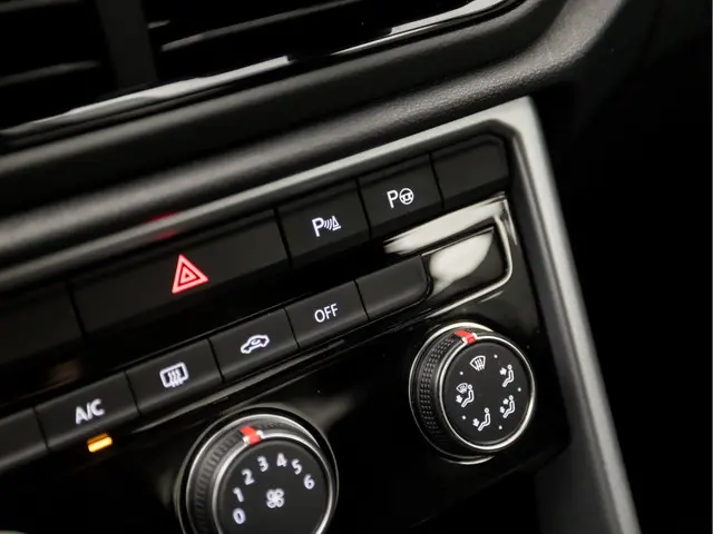 Volkswagen T-Roc 1.5 TSI Life Sport 2023 Benzine 10