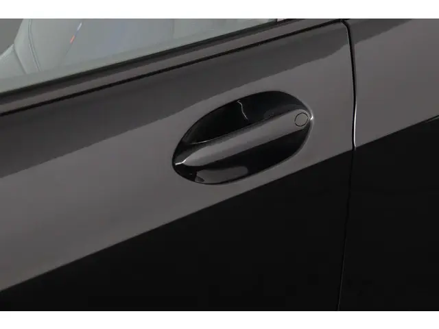 BMW 1 Serie 118i Executive Edition 2021 Benzine 31