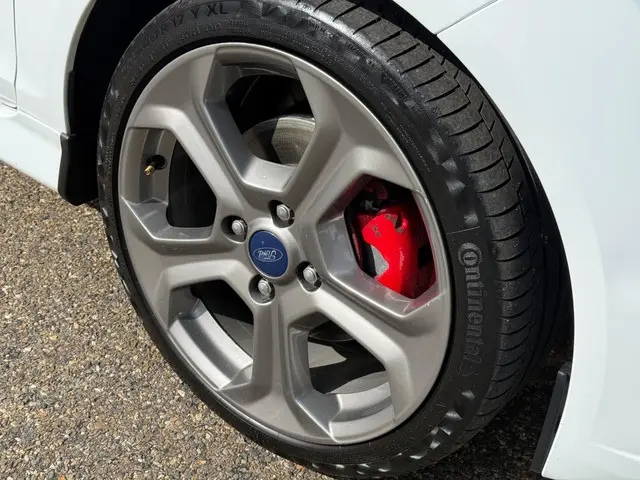 Ford Fiesta 1.6 ST1 Cruise / Stoelverwarming 2014 Benzine 7