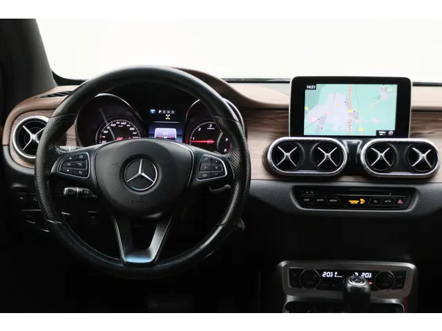 Mercedes-Benz X-Klasse 350 d 4-MATIC Power 2019 Diesel 34