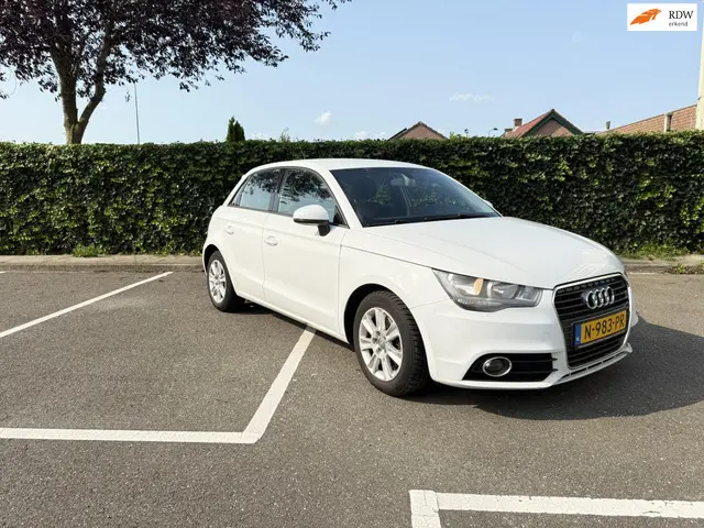 Audi A1 Sportback 1.4 TFSI Connect 2012 Benzine