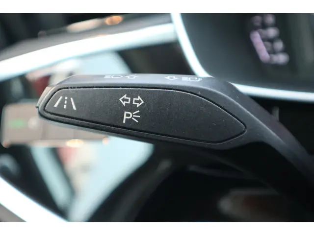 Audi Q3 35 TFSI Advanced 2019 Benzine 16