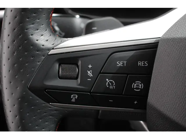 SEAT Leon 1.5 eTSI 150pk DSG FR 2020 Benzine 13