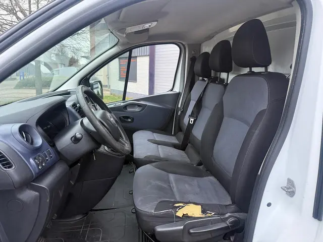 Opel Vivaro 1.6 CDTI L2H1 Edition 2015 Diesel 12