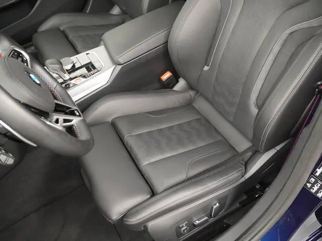 BMW M3 3-serie Touring xDrive Competition 2025 Benzine 13