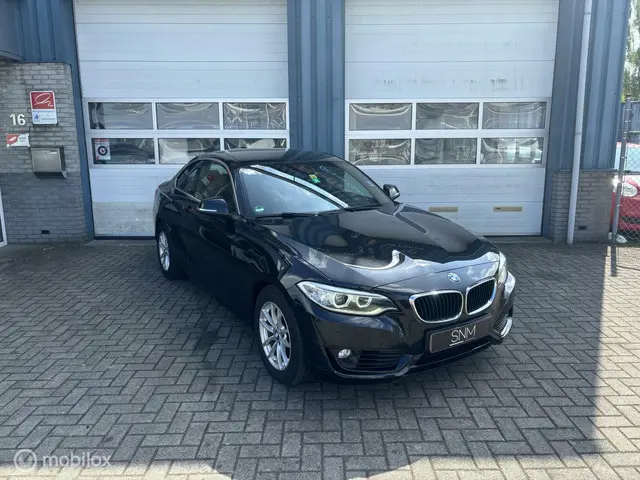 BMW 2 Serie Coupé 218i 2015 Benzine 6