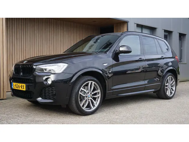 BMW X3 xDrive 20i 184pk M-Sport 2017 Benzine 4