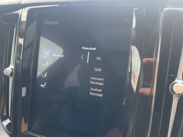 Volvo XC60 2.0 B5 Inscription 2020 Hybride Benzine 25