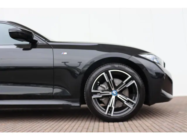 BMW 3 Serie 320e 2025 Hybride Benzine 5