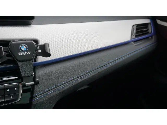 BMW X1 xDrive25e 220pk M-Sport 2021 Hybride Benzine 55