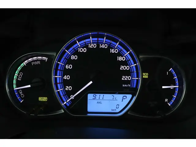 Toyota Yaris 1.5 Hybrid Lease 2015 Hybride Benzine 50