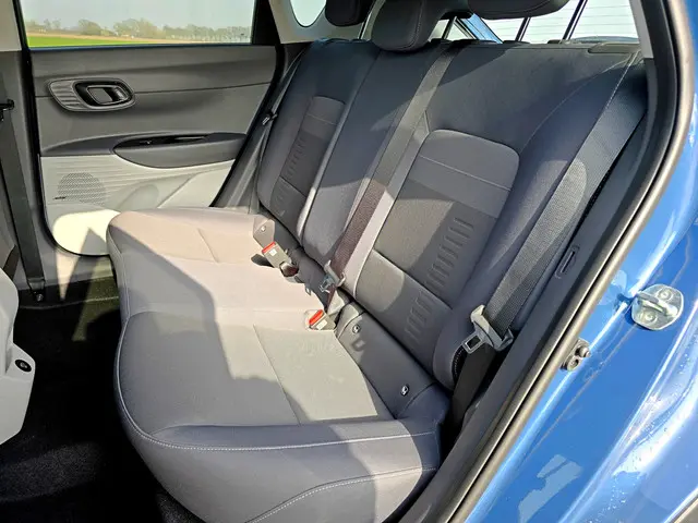 Hyundai Bayon 1.0 T-GDI Premium Sky 2025 Benzine 33