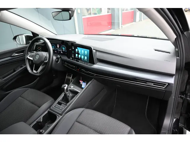 Volkswagen Golf 1.5 TSI 2021 Benzine 39