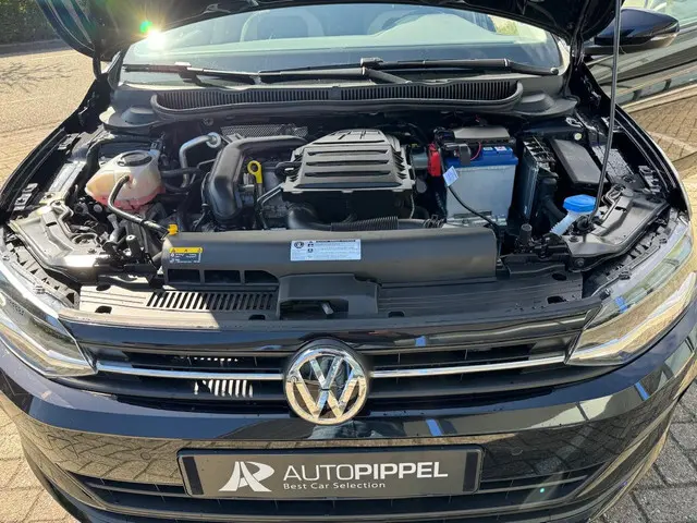 Volkswagen Polo 1.0 TSI Highline 2019 Benzine 38