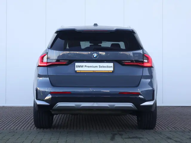 BMW X1 xDrive30e 2022 Hybride Benzine 13