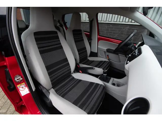 SEAT Mii 1.0 Style Chic 2014 Benzine 5