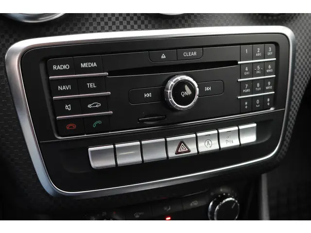 Mercedes-Benz A-Klasse 180 Ambition 2016 Benzine 38