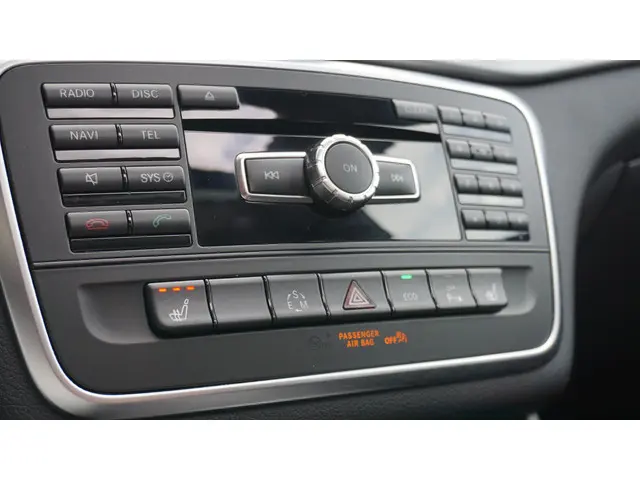Mercedes-Benz GLA 200 157pk Ambition 2014 Benzine 15