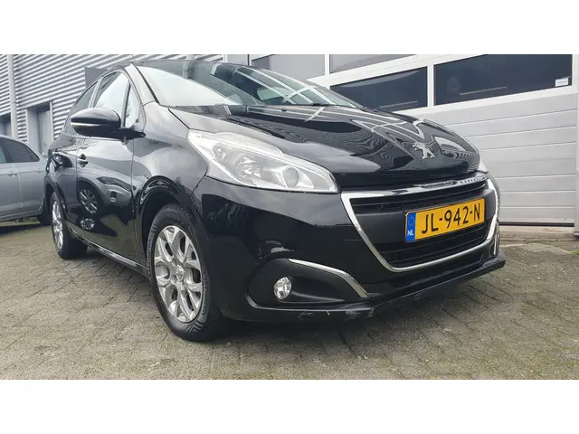 Peugeot 208 1.2 PureTech Blue Lion 2016 Benzine 8
