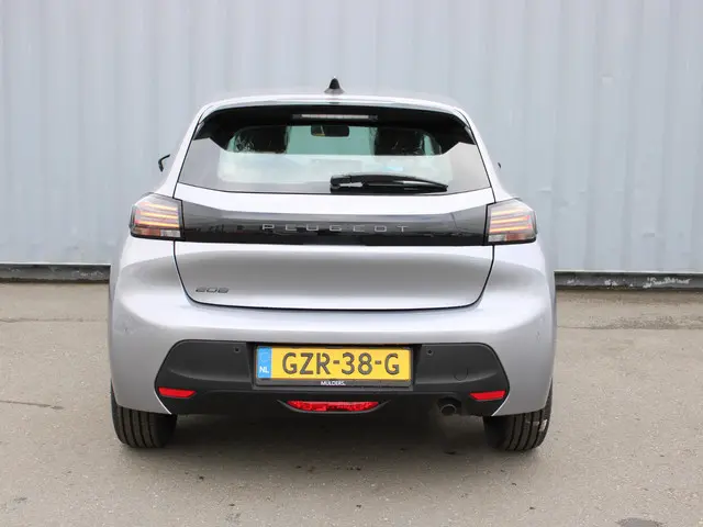 Peugeot 208 1.2 PureTech 75 Style 2025 Benzine 6
