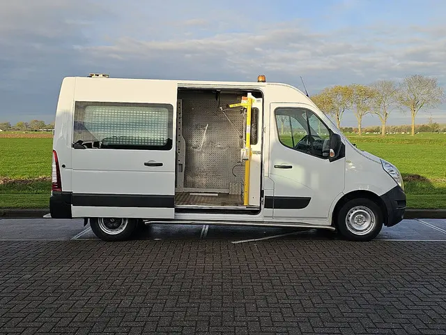 Renault Master 2.3 2018 Diesel 12