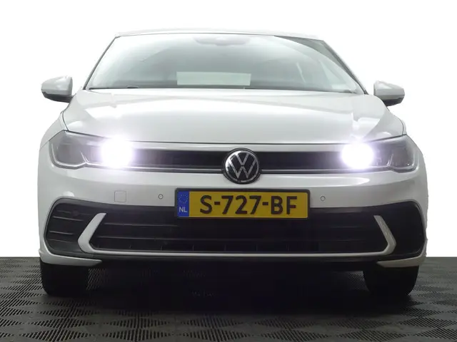 Volkswagen Polo 1.0 TSI Life- 2023 Benzine 24
