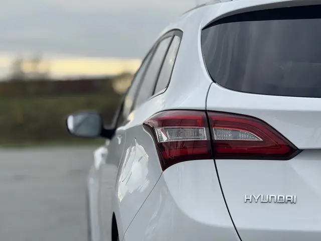 Hyundai i30 1.6 GDi Comfort 2016 Benzine 4