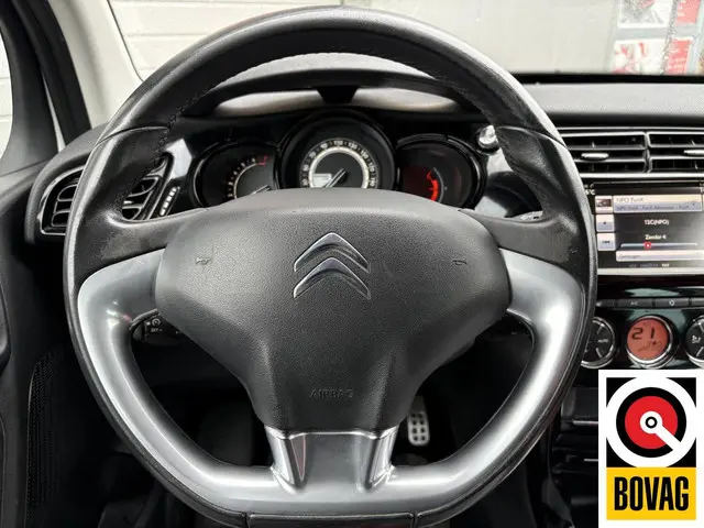 Citroën C3 1.2 PureTech Collection 2015 Benzine 22