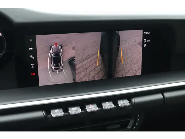 Porsche 911 992 Cabrio 3.8 Turbo S | 2023 Benzine 26