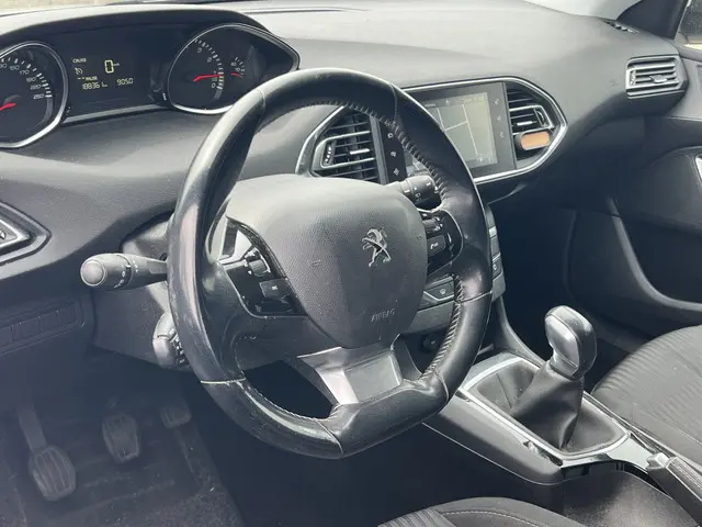 Peugeot 308 SW 1.2 PureTech Blue Lease 2017 Benzine 4