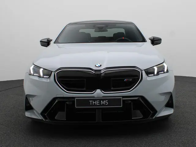 BMW M5 Sedan 2025 Hybride Benzine 3