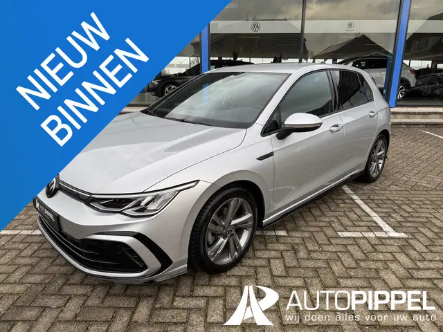 Volkswagen Golf 1.5 eTSI R-Line 2022 Benzine