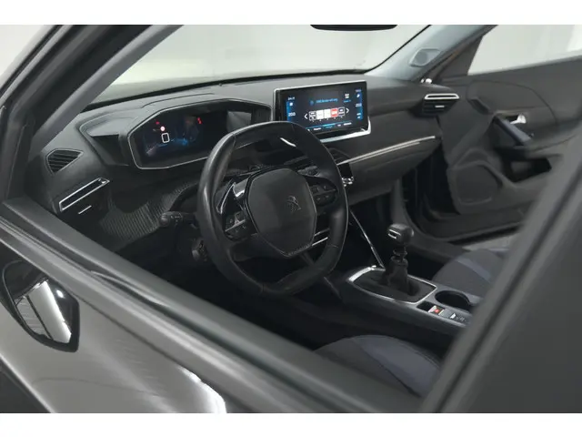 Peugeot 2008 PureTech 130 Allure 2020 Benzine 2