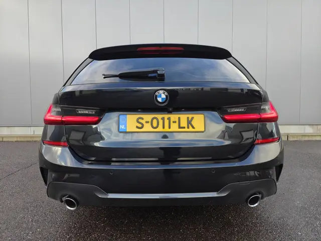 BMW 3 Serie Touring 320i|M-sport| 2021 Benzine 21