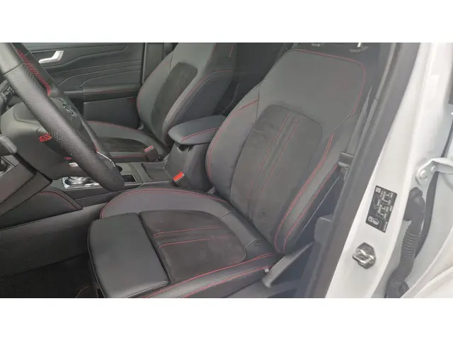 Ford Kuga 2.5 PHEV ST-Line X 2025 Hybride Benzine 13