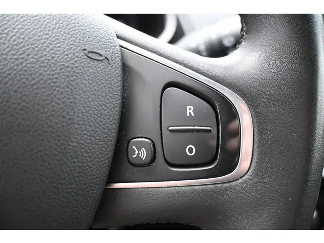 Renault Clio Estate TCe 90 Limited 2019 Benzine 23