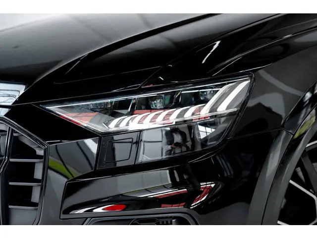 Audi SQ8 4.0 TFSI SQ8 quattro 2021 Benzine 9