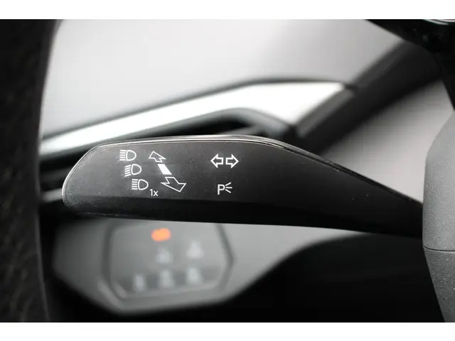 Volkswagen ID.4 Life 77 kWh 2021 Elektrisch 15