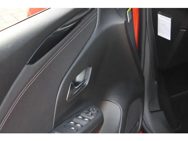 Opel Corsa-e Elegance 50 kWh 2022 Elektrisch 15